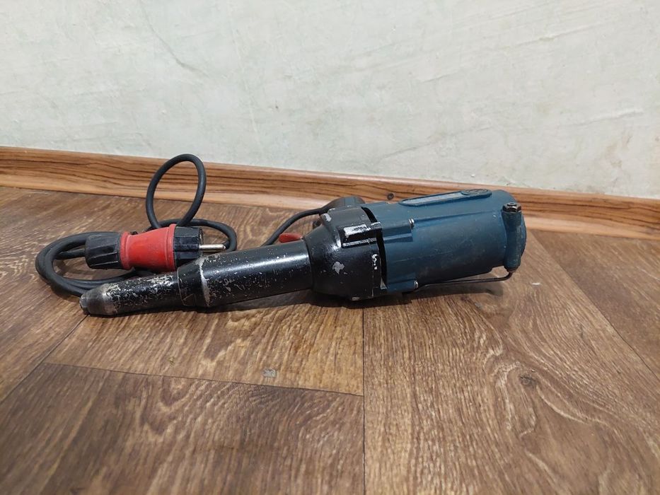 Электрозаклепочник заклепочник Time-proof TAC500  Отличное состояние