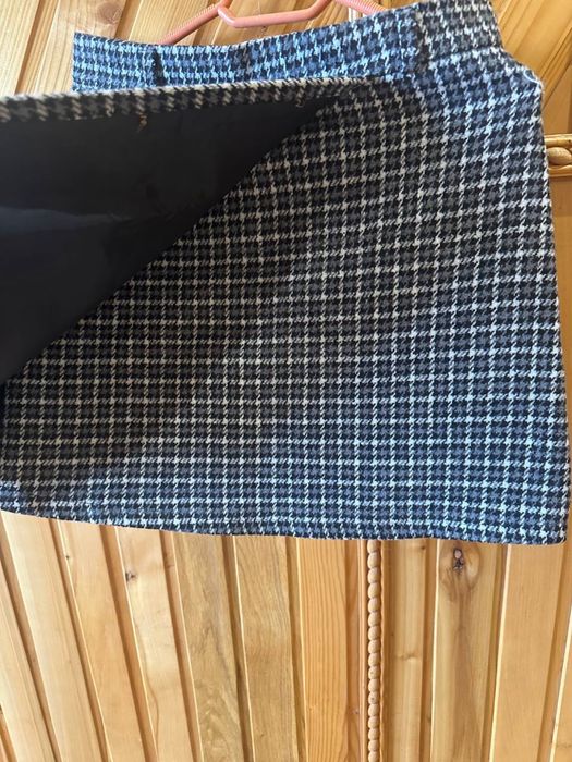 Продам спідницю