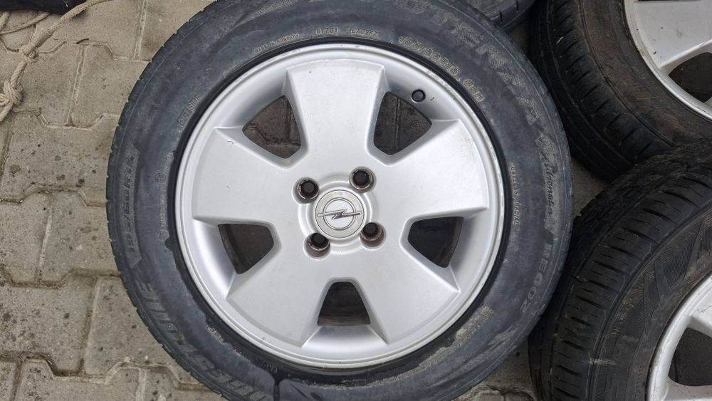 Jantes Originais Opel Astra G 15" com Pneus 195/60R15 – Conjunto de 4