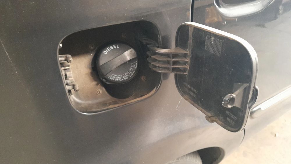 Tampa depósito combustível LANCIA Musa (350_)
