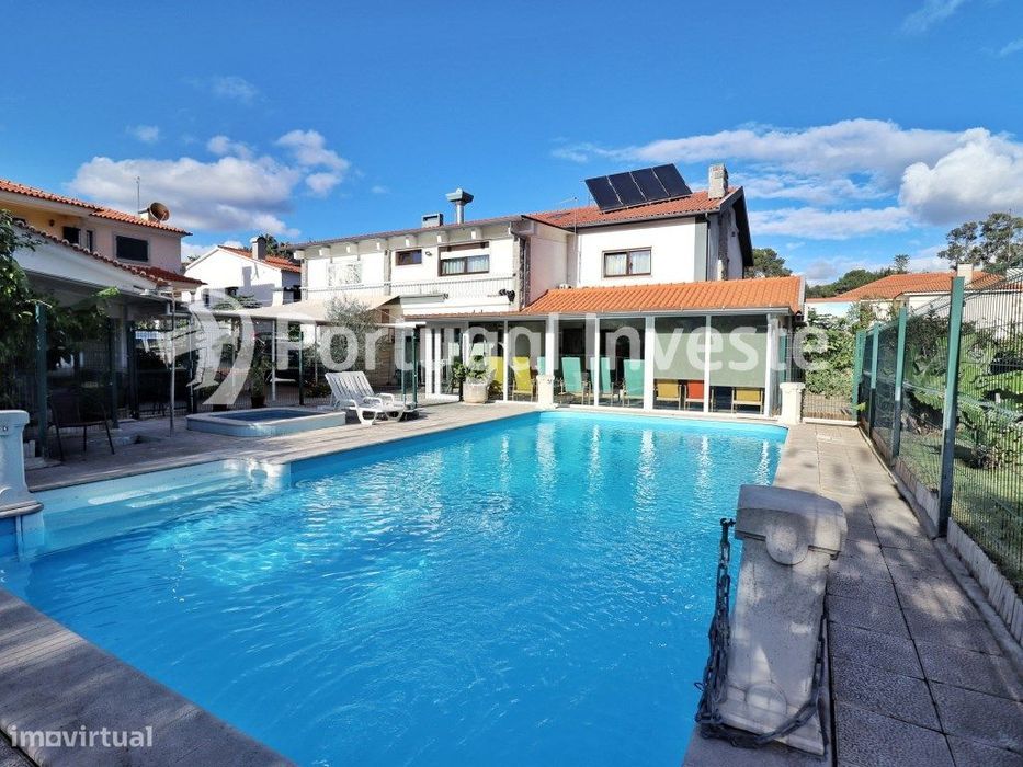 Moradia Única com 15 quartos e licença AL