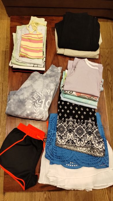 Bluza Bluzki Spodnie Sukienki zestaw ciuszków dla dziewczynki 146-158