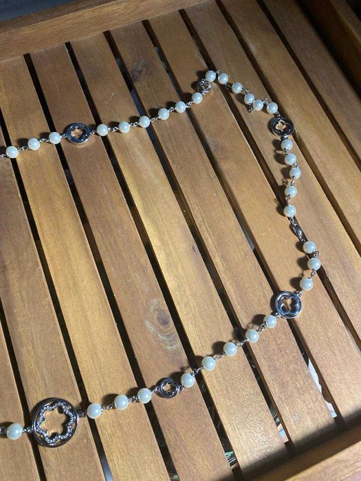 Жемчужные бусы выполненные из искусственного жемчуга высокого качества