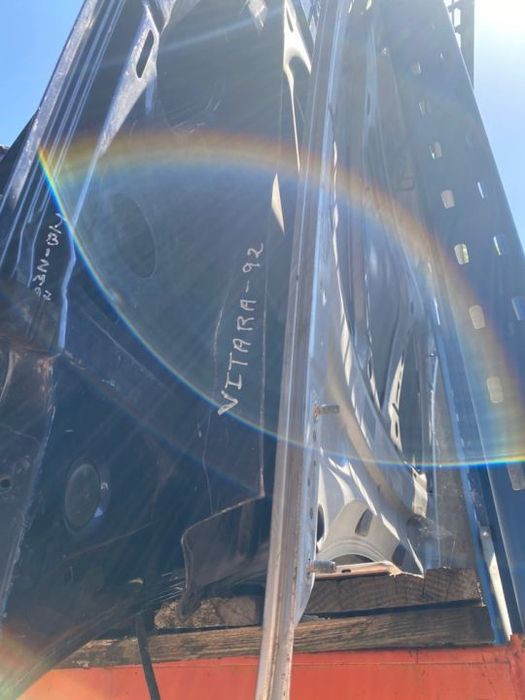 capot Suzuki Vitara 1992 preto alguns ricos de arrumacao