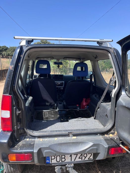 Suzuki Jimny para retirada de peças