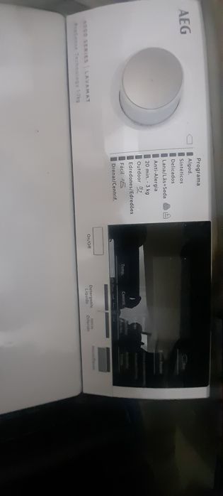 Máquina lavar roupa AEG