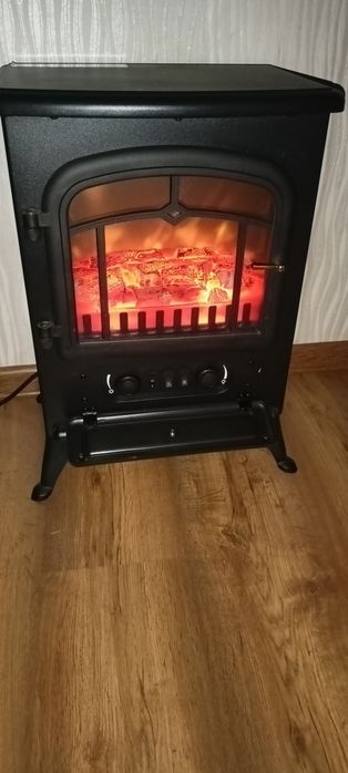 Kominek elektryczny
