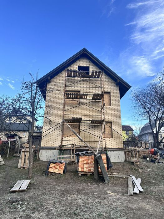 Каменщики ,муляри ,клінкер.
