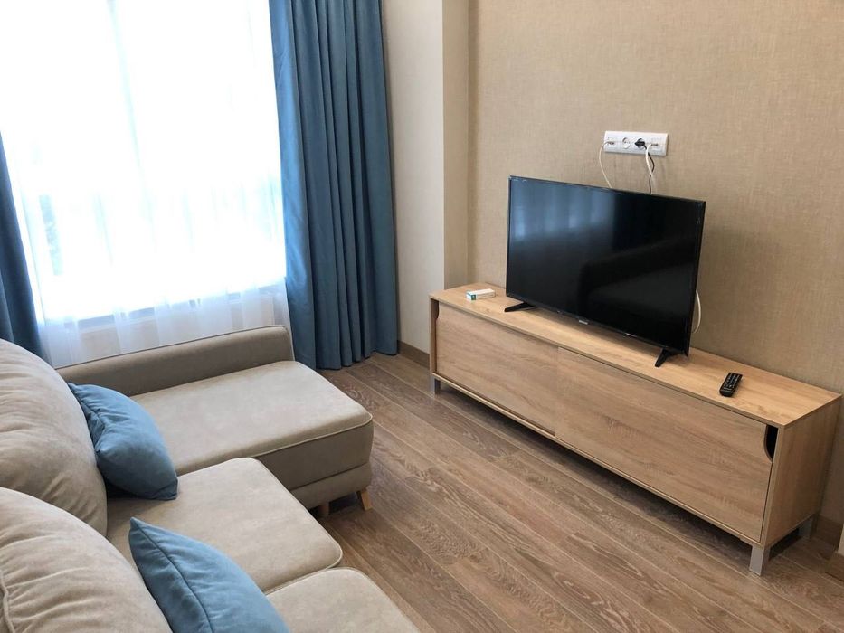 Здається 2-кімнатна квартира в ЖК White Tower (5/9, ліфт, генератор)