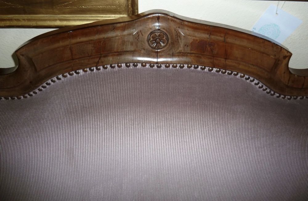Elegancka sofa trzyosobowa bidermeier