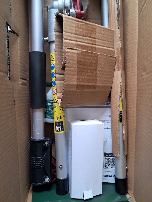 Apara sebes e serra telescópia elétrica Novo