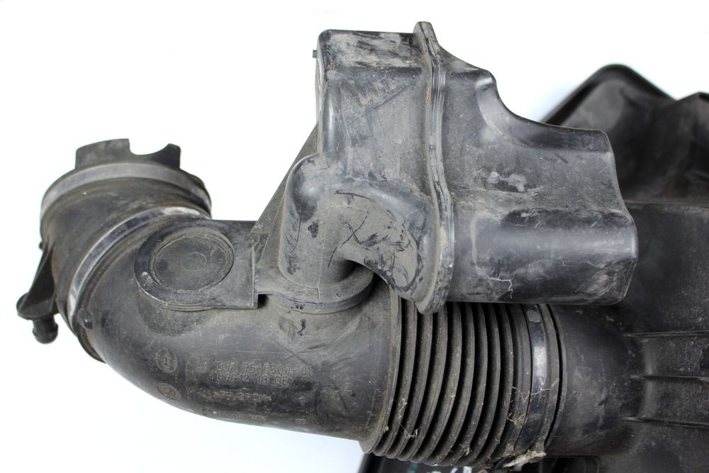 Obudowa filtra powietrza 7555287 z przepływomierzem BMW E90 E91 benzyn