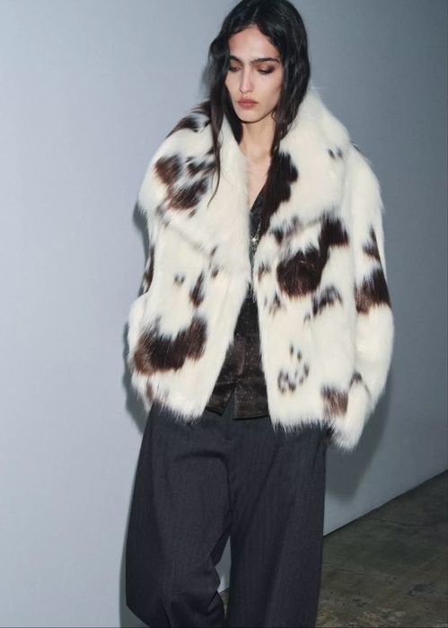 Шуба Zara з тваринним принтом