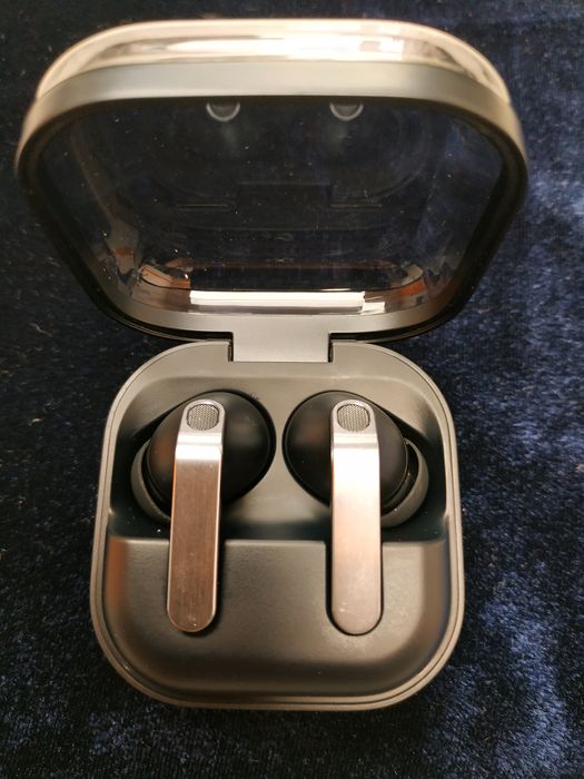 Навушники Samsung Galaxy Buds 4 Pro  SM-R640