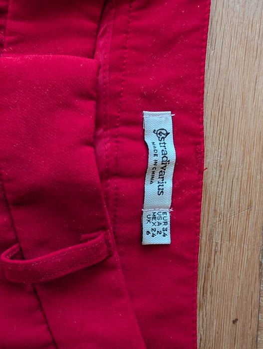 Spodnie 7/8 Stradivarius 34