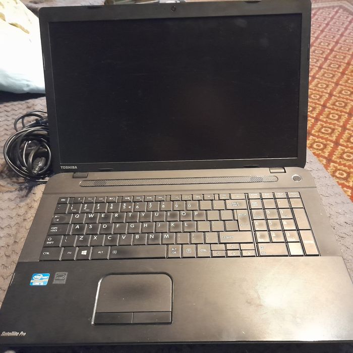 Laptop Toshiba Satellite pro