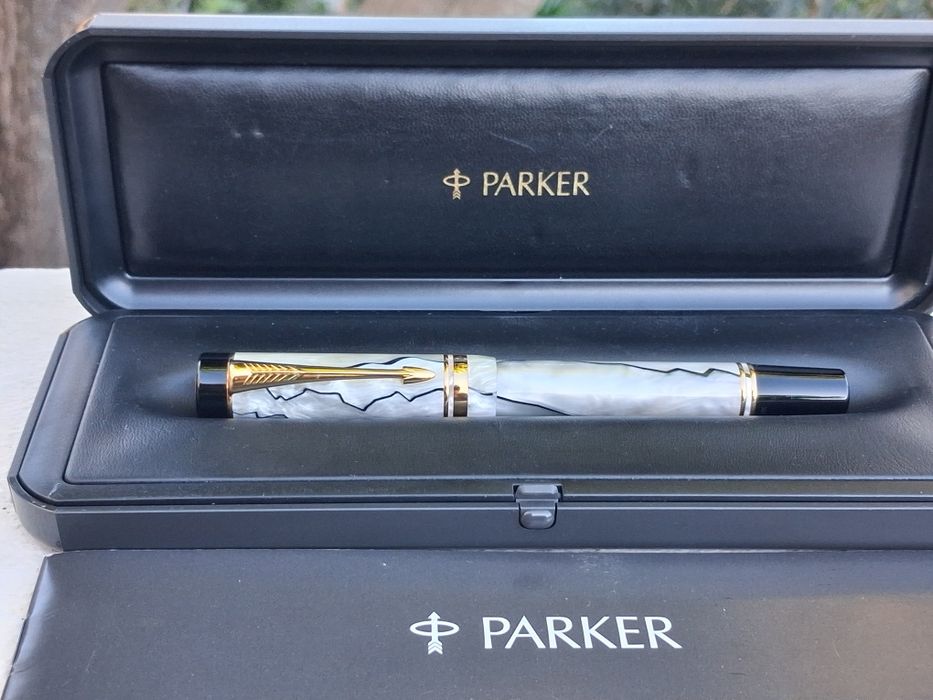 Caneta tinteiro Parker Duofold Centennial