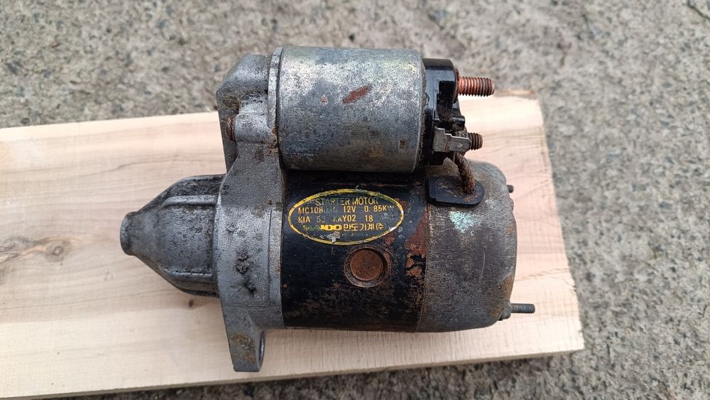 Стартер автомобіля KIA 1.3 бензин.