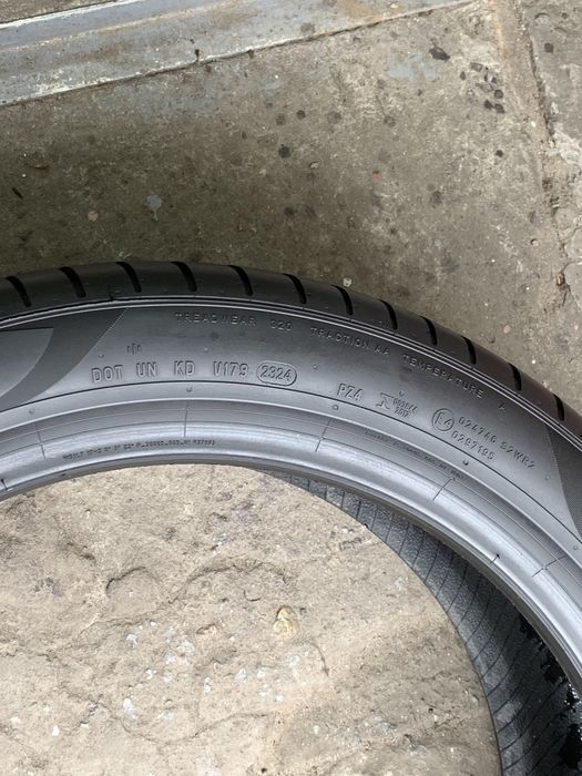 Шини Pirelli PZero PZ4 245/45 R20 RunFlat пара