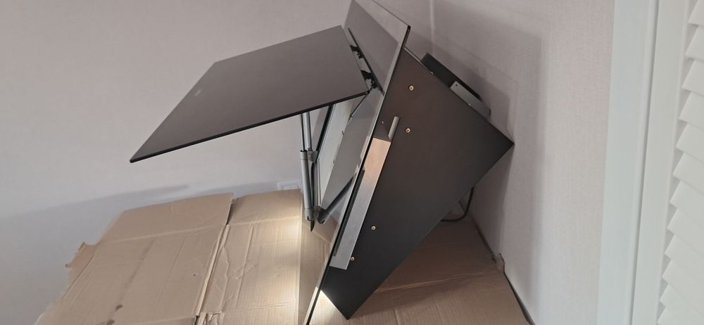 Витяжка Klarstein Mirage 90