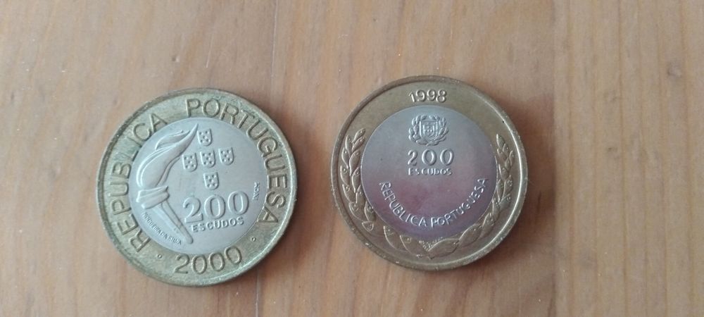 Moedas 200 escudos comemorativas