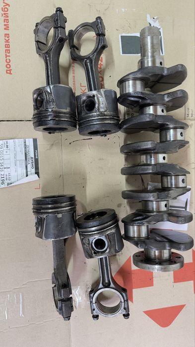 Головка блоку циліндрів,колінвал,двигуна R9M Nissan Qashqai 1.6