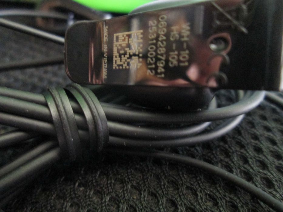 Nokia 1661 - Caixa, Manual e fones, como novos