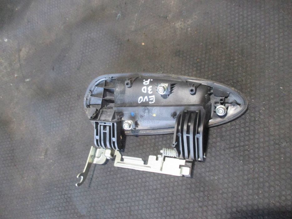Klamka zewnętrzna drzwi prawa Fiat Punto Evo 3D
