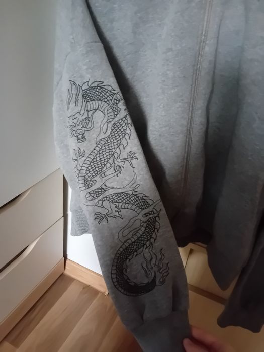 Bluza z kapturem szara