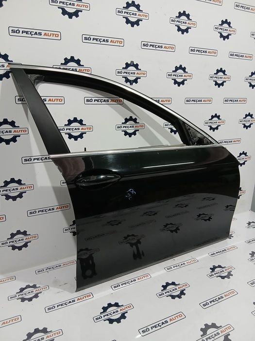 PORTA FRENTE DIREITA BMW F11 520D ANO: 2012