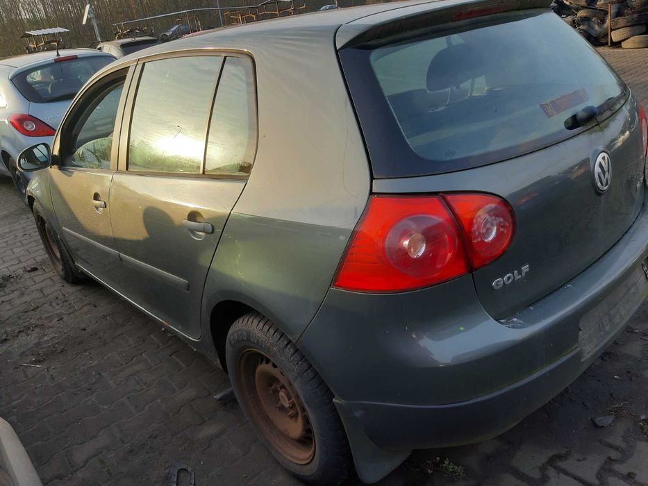 VW GOLF V LA6Q maska klapa lampa błotnik drzwi zderzak części