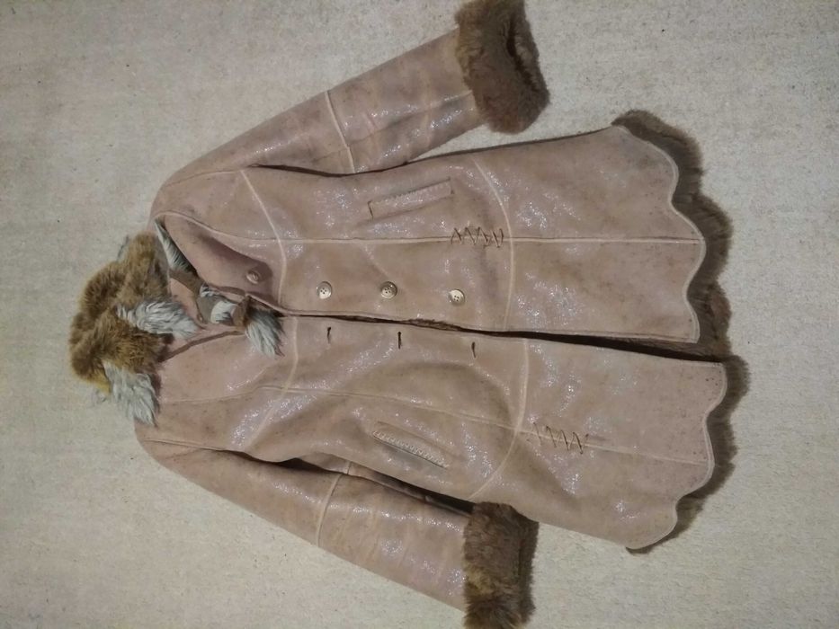 Дублянка жіноча бежевого кольору (на зріст 170-172 см)