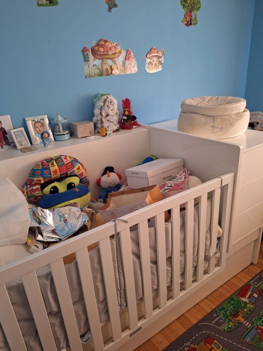 Mobiliário quarto completo + Armário Sala