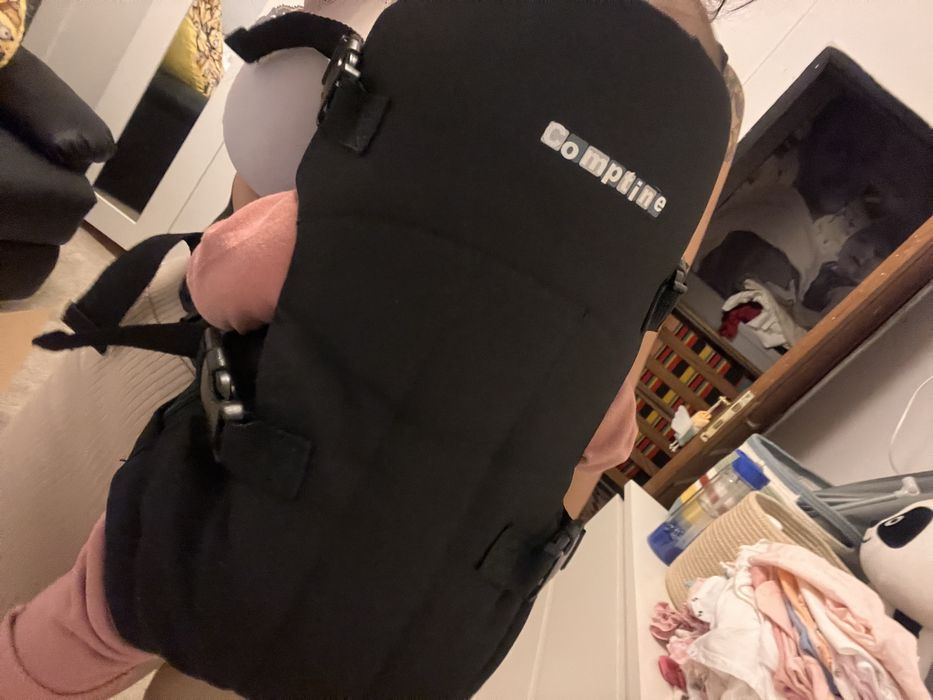 Marsúpio Preto Bebé e Almofada de Amamentação