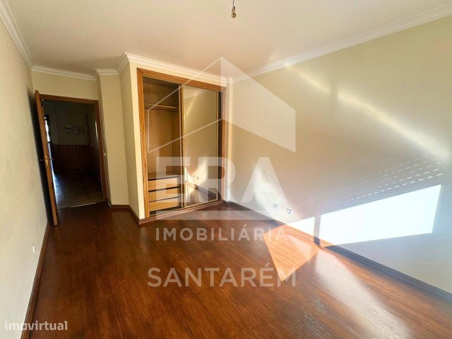 Apartamento T3 com varanda