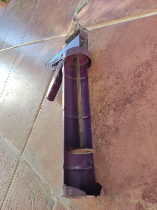 Pistola para silicone