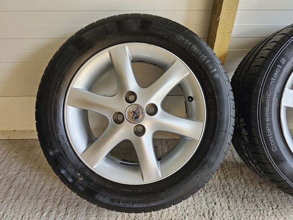 Alufelgi Toyota 15" 4x100 Yaris Aygo Corolla z Oponami