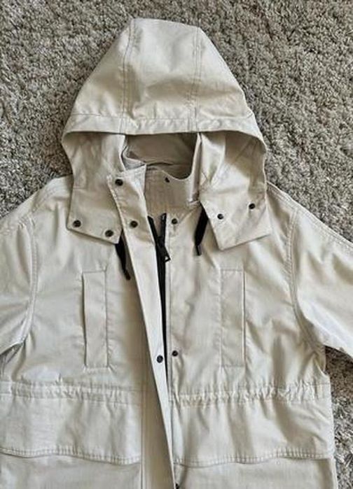 Весняний  плащ Massiimo Dutti