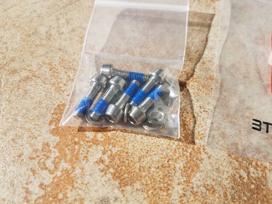 Nowe TYTANOWE śrubki 3T do mostka, Arx Ltd Titanium, 6szt. M5x17mm