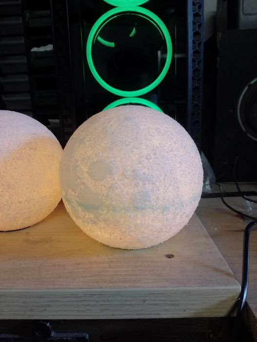 Lampka nocna Księżyc