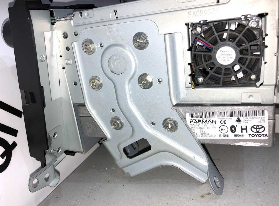 Дисплей, мультимедиа 861400T090 Toyota Venza (AGV). Разборка
