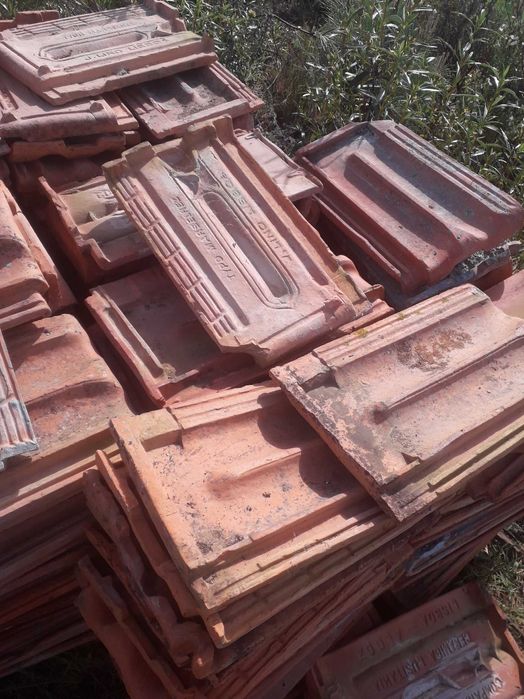 Telhas de marselha usadas 600 a  700