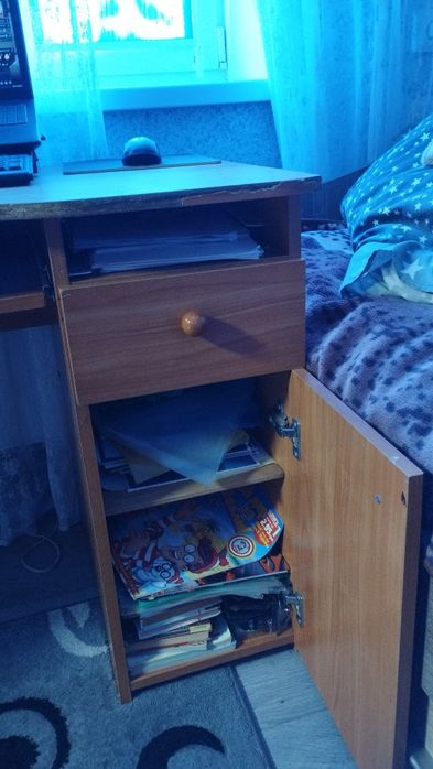 Письмовий стіл б/у