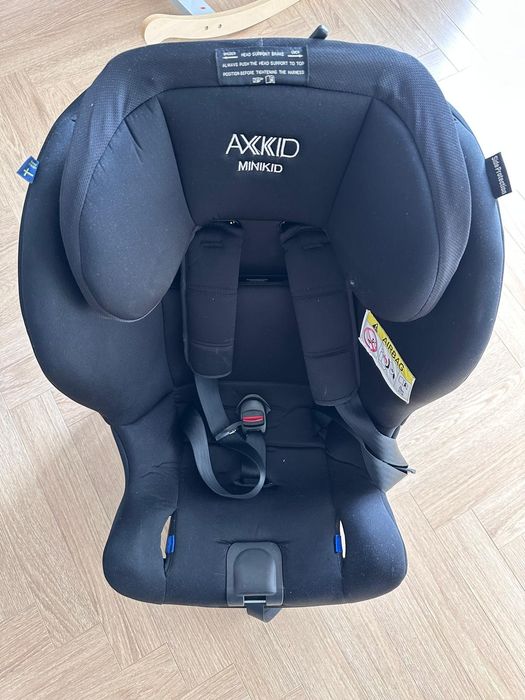 Foteliki Axkid Minikid RWF 9-25 kg | STAN IDEALNY | Bezwypadkowe
