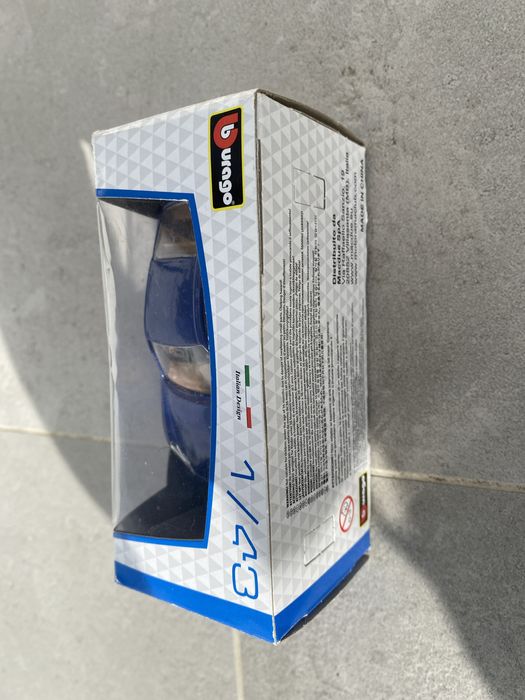 Porshe novo da burago em caixa