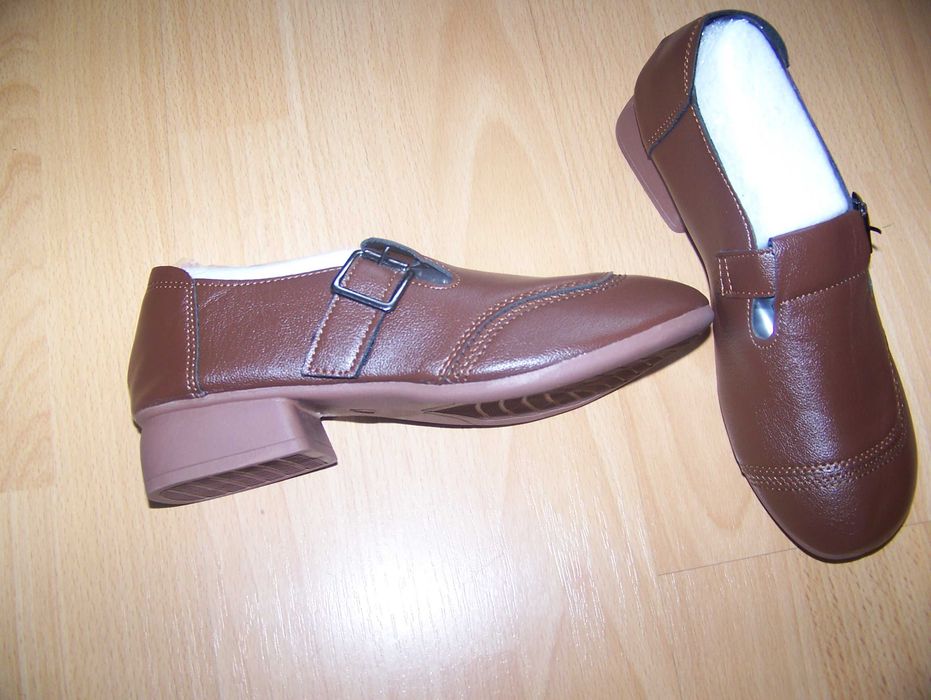 Buty wiosenno - jesienne 24 cm