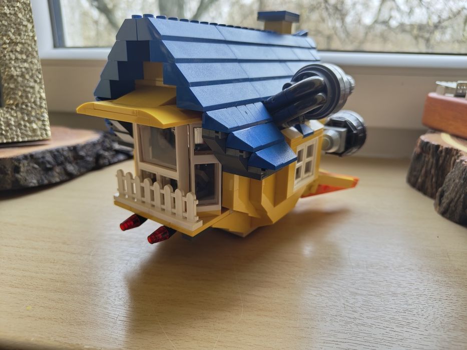 70831 Dom rakieta Emmeta LEGO