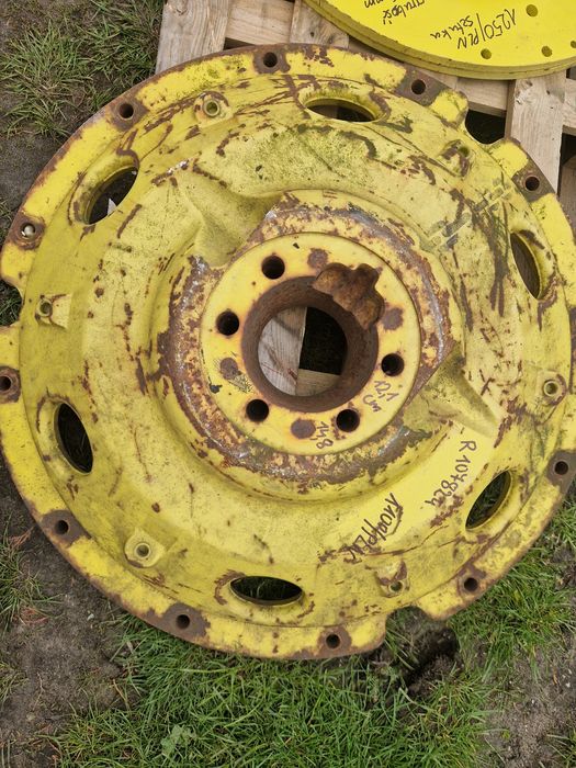 Felga piasta  R127282, R111103, R124249 John deere fendt