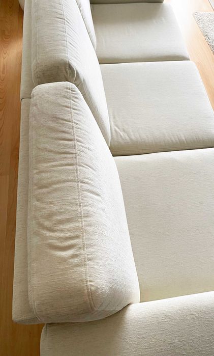 Sofá bege em tecido Aqua Clean - Modular e fácil de limpar