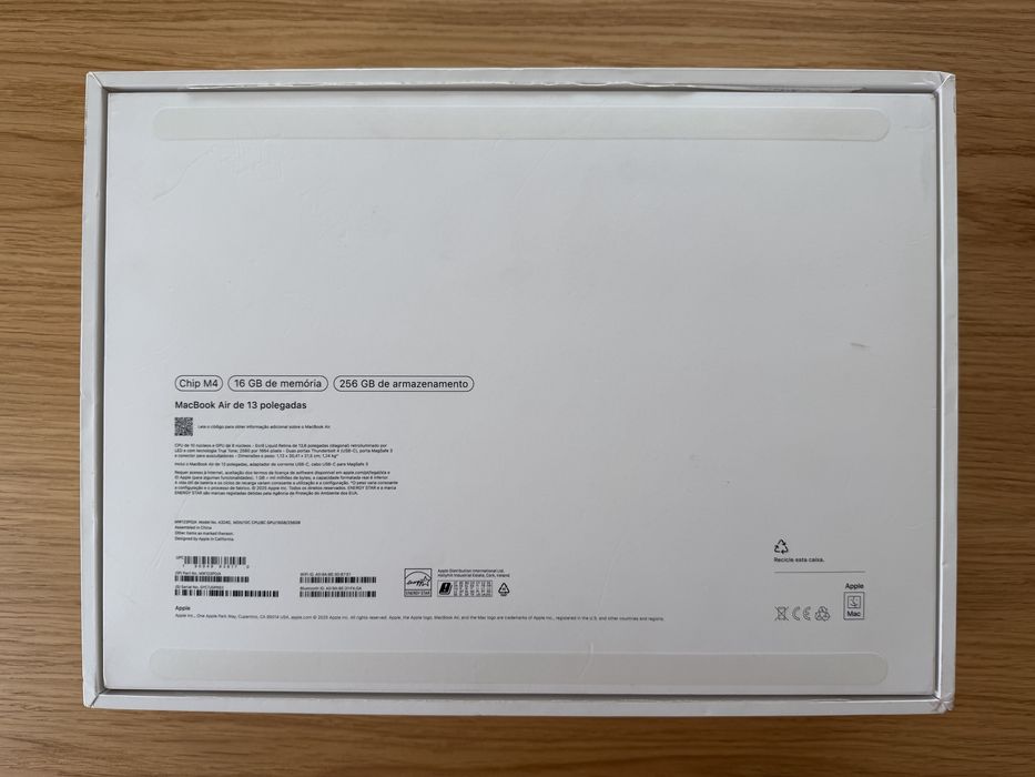 Macbook Air 13” M4 256GB 16GB RAM